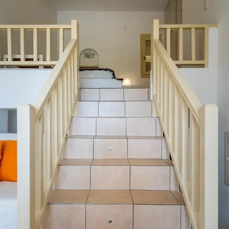 Apartment Mylopotas With Sea View I